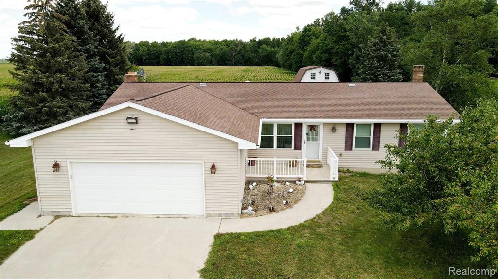2150 Raines Road Sandusky, MI 48471 - Photo 2 of 38