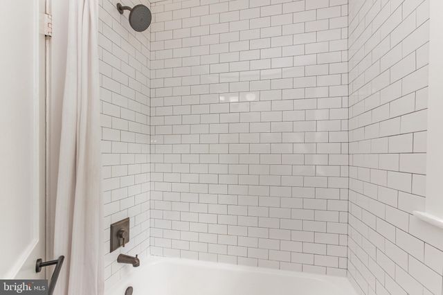 $465,000 | 2600 16th Street South, Unit 700, Arlington, VA 22204