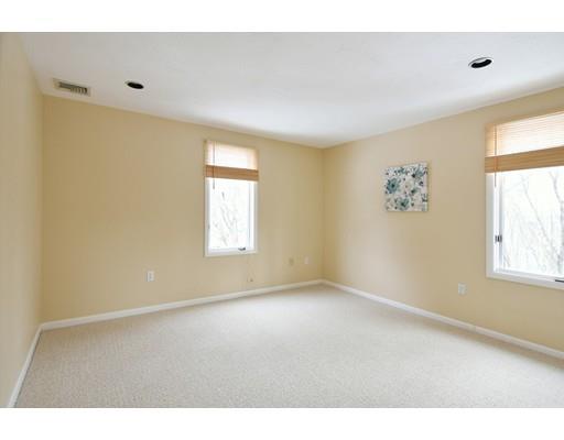 4 Wayside Road Westborough, MA 01581 - Photo 17 of 25 Gallery Image 17