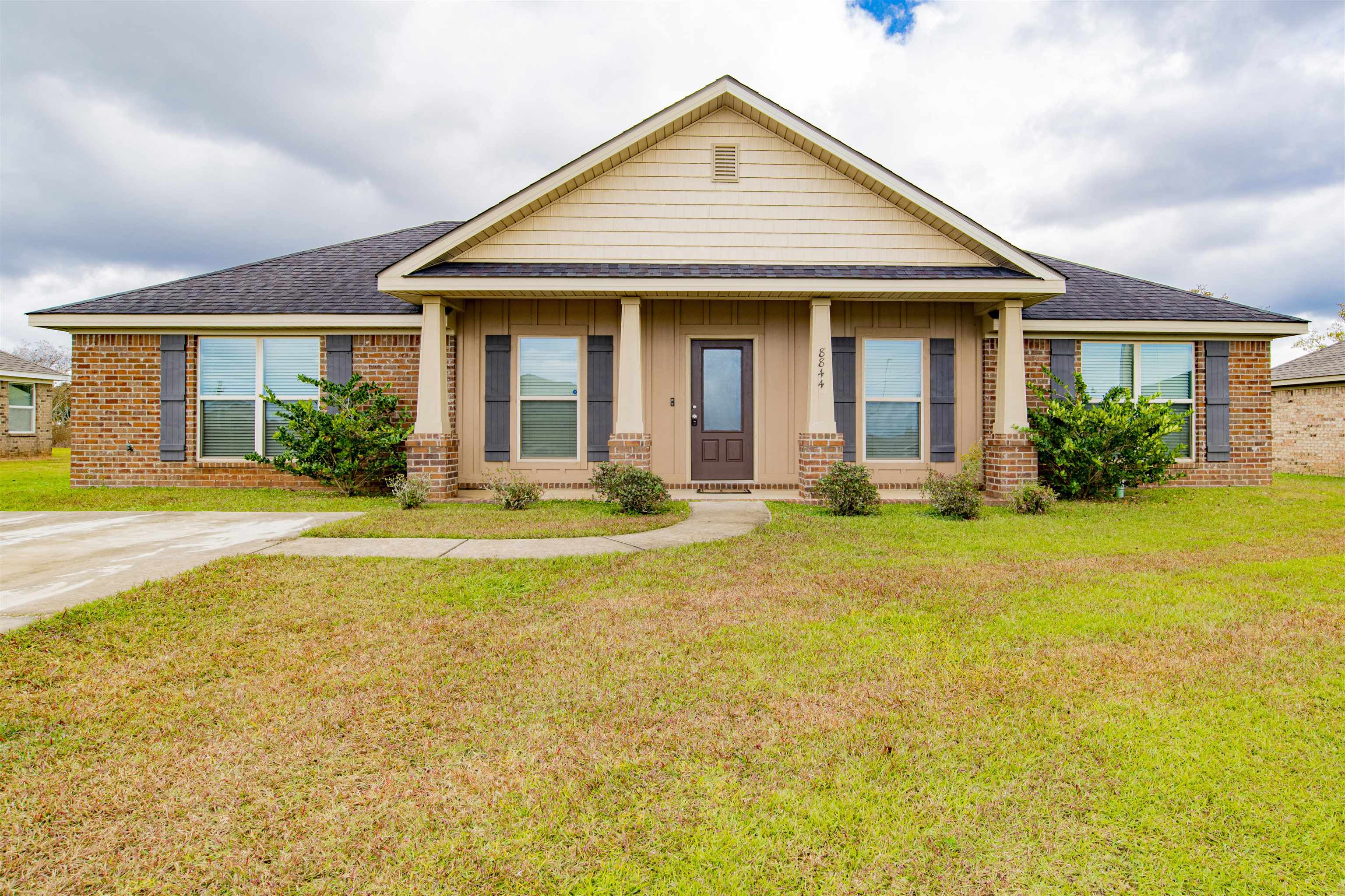 8844 Lockridge Road Foley, AL 36535 - Photo 1 of 27