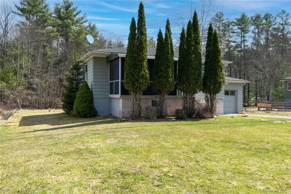 $199,000 | 220 County Road 21, Barryville, NY 12719