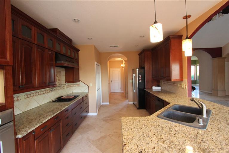 2382 Tivy Valley Road Sanger, CA 93657 - Photo 3 of 33