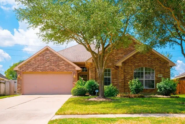 $2,100 | 7415 Vine Grove Court, Cypress, TX 77433