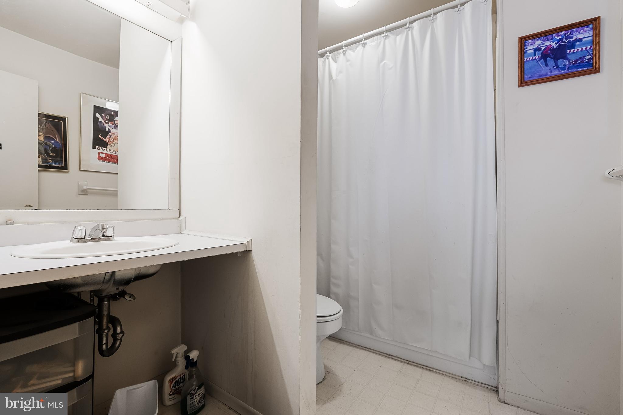 2 Merion Road Marlton, NJ 08053 - Photo 26 of 31 2nd Floor Full Bath
