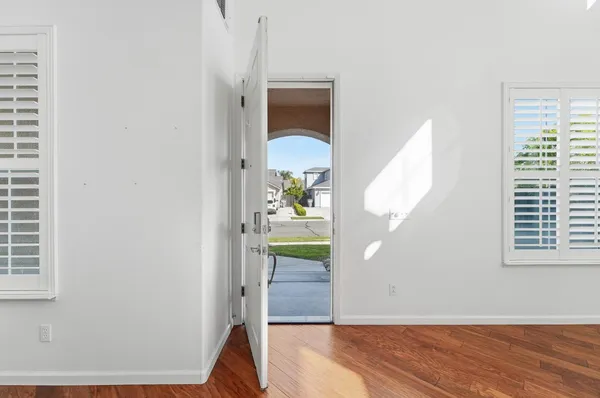 $699,999 | 3326 South Rose Brook Drive, Riverbank, CA 95367