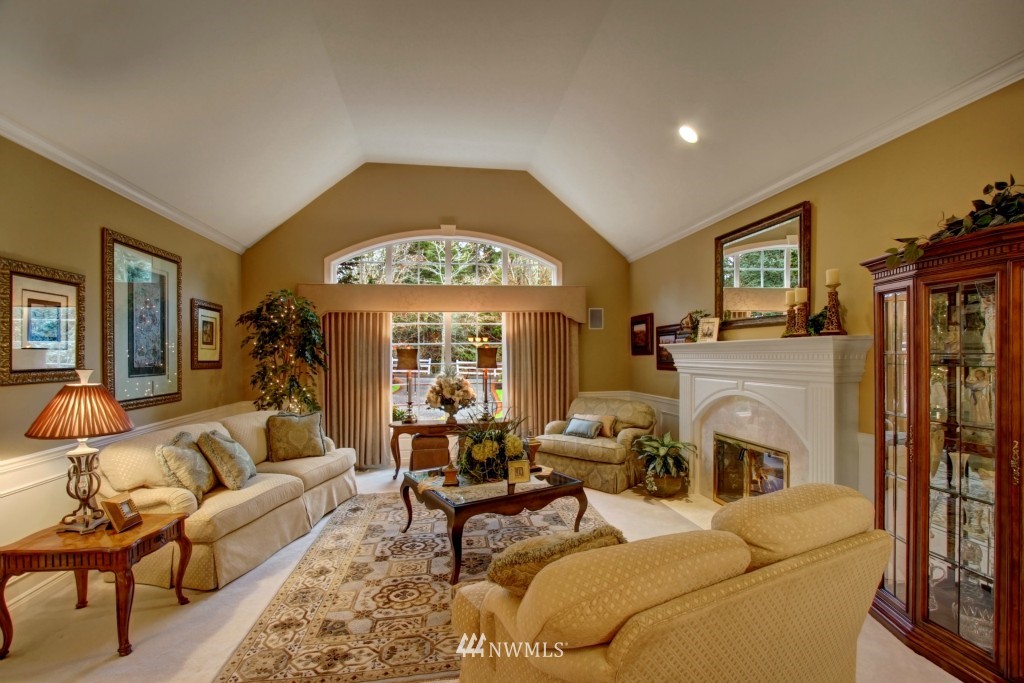 4818 177th Place Southeast Bothell, WA 98012 - Photo 2 of 18