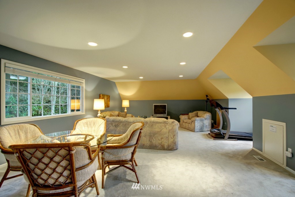 4818 177th Place Southeast Bothell, WA 98012 - Photo 15 of 18