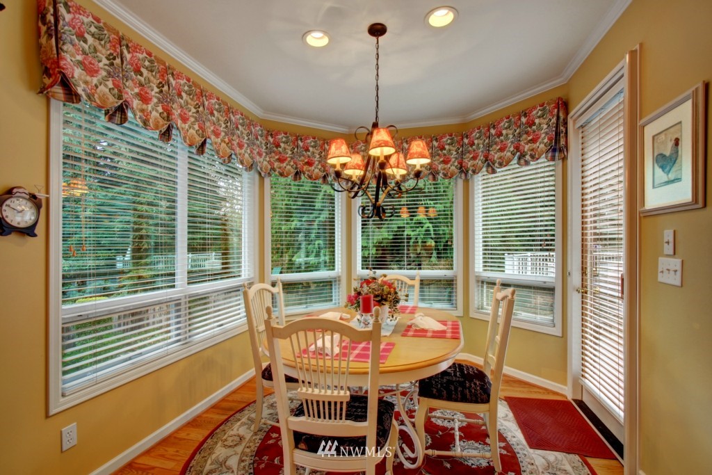 4818 177th Place Southeast Bothell, WA 98012 - Photo 5 of 18