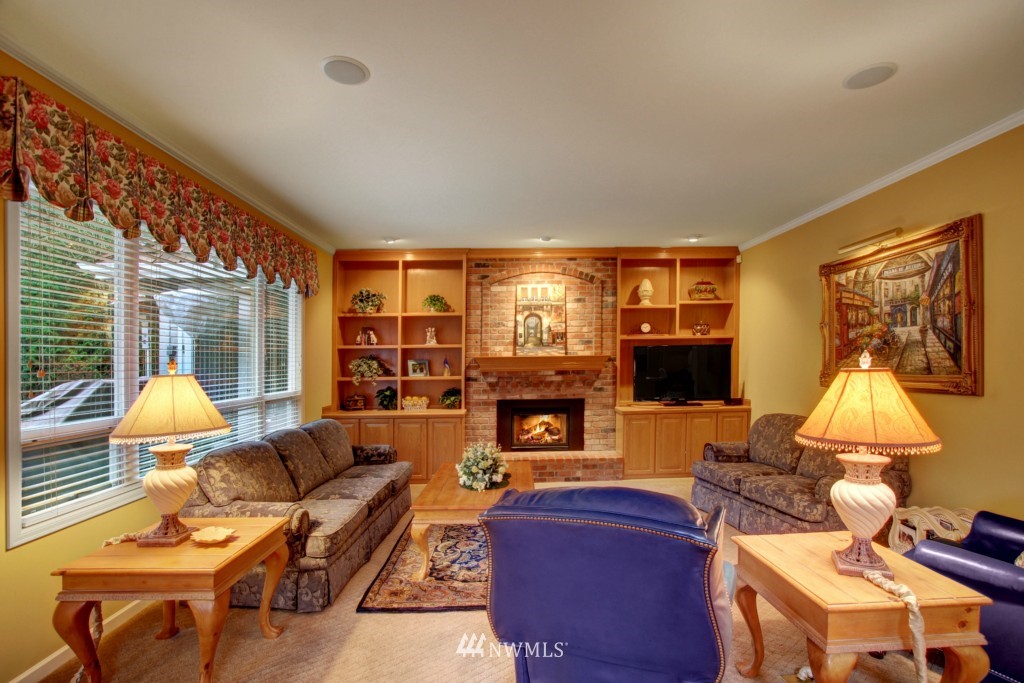 4818 177th Place Southeast Bothell, WA 98012 - Photo 6 of 18