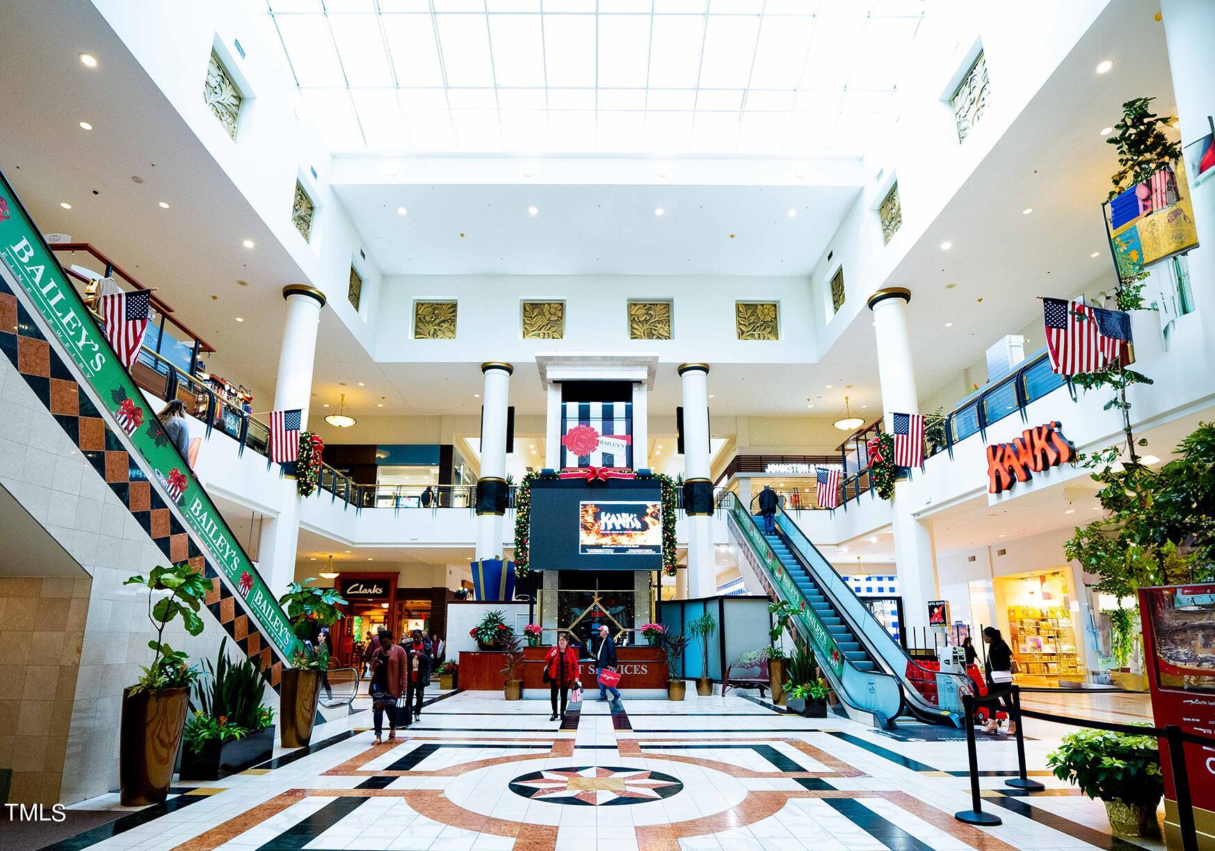 6403 Tanner Oak Lane Raleigh, NC 27613 - Photo 28 of 35