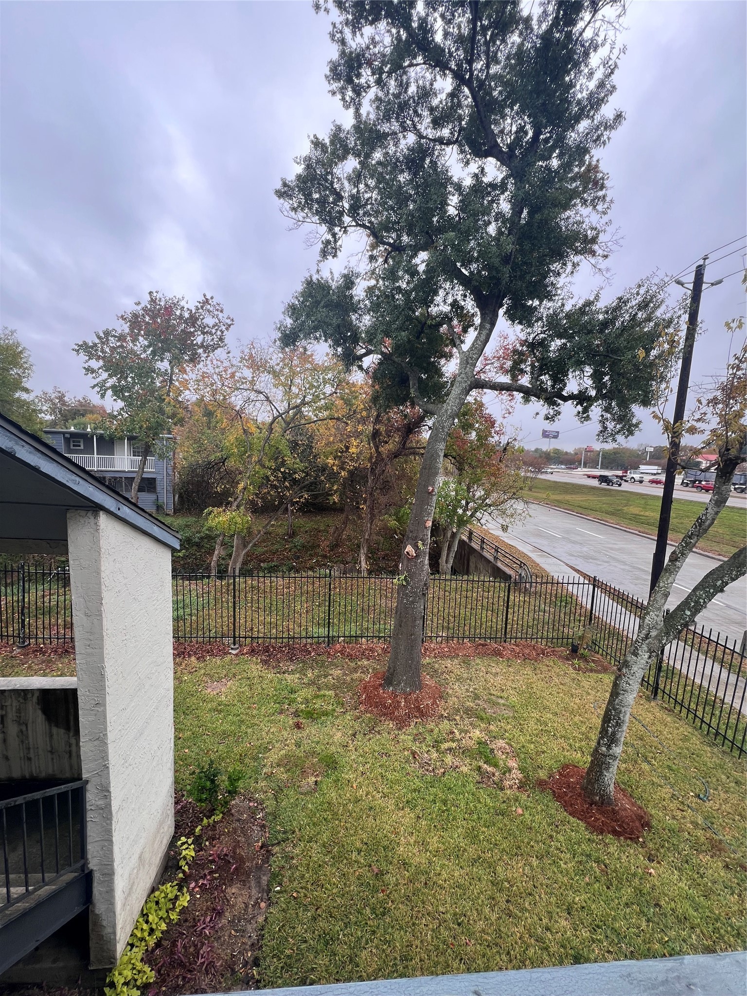 7313 Gulf Freeway, Unit 123 Houston, TX 77017 - Photo 3 of 13 a view of a backyard
