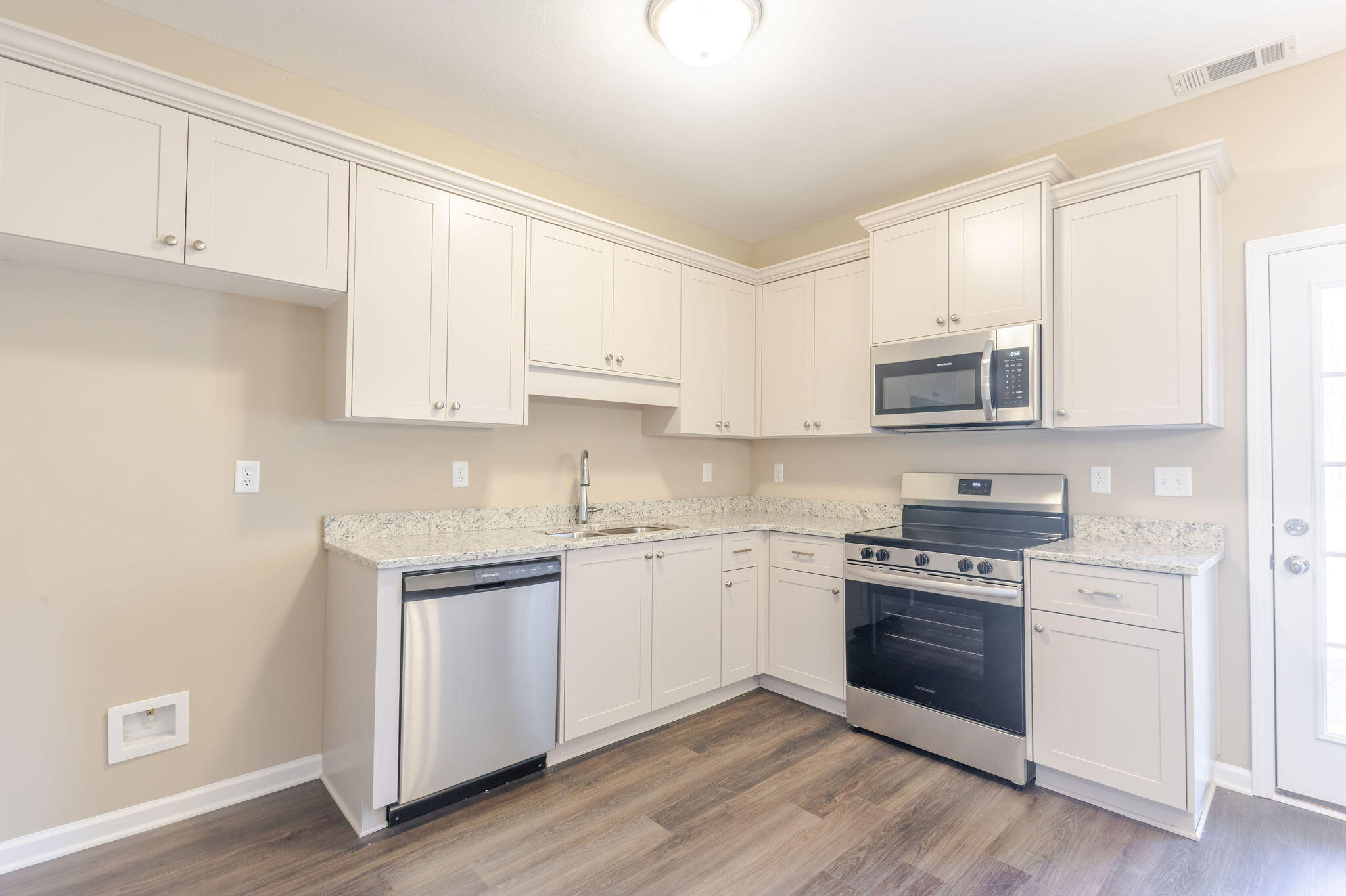 357 Bordeaux Drive Thomson, GA 30824 - Photo 10 of 20 GA7A9467-HDR