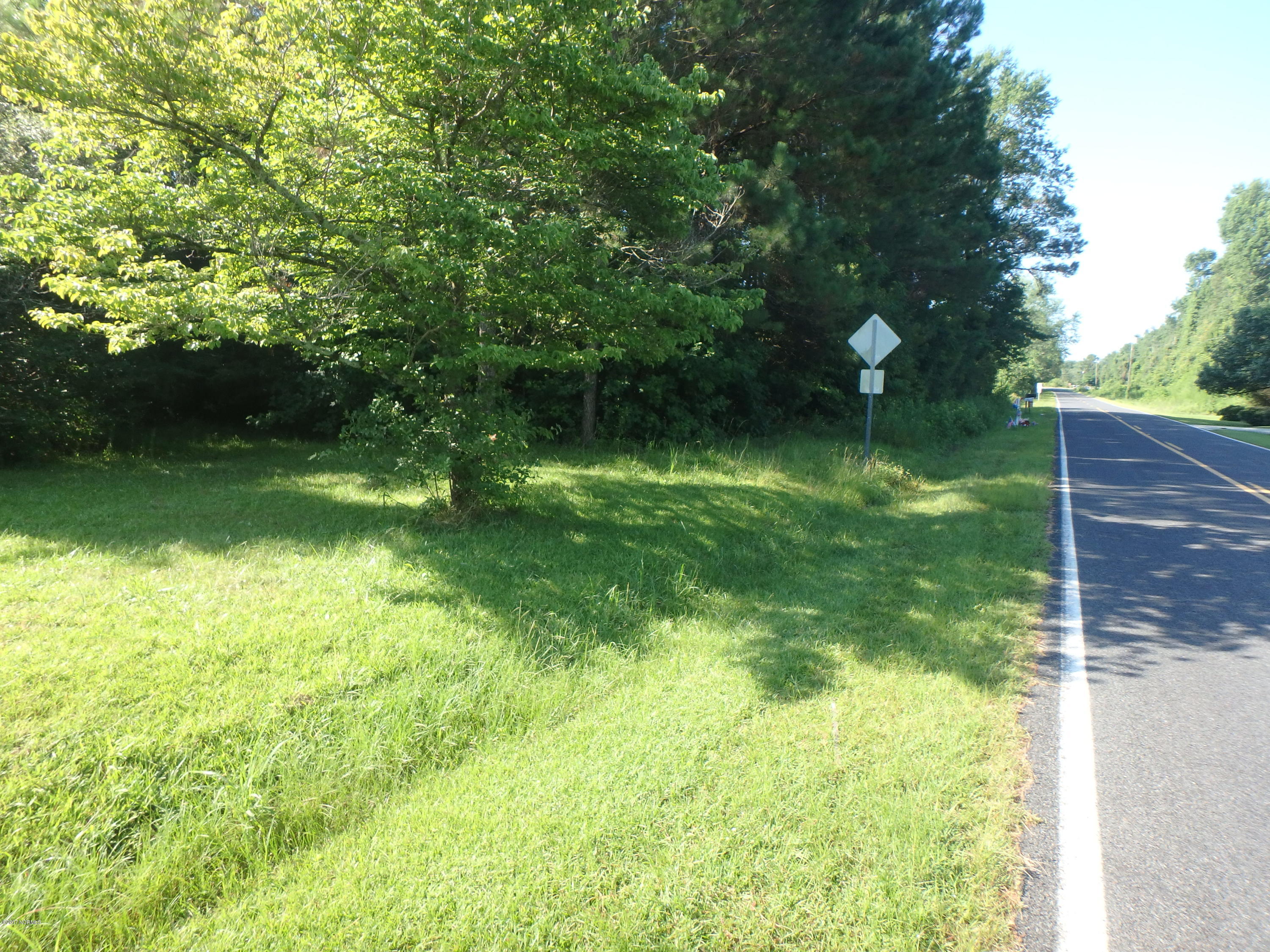 Tbd Davis Road Richlands, NC 28574 - Photo 1 of 8 1