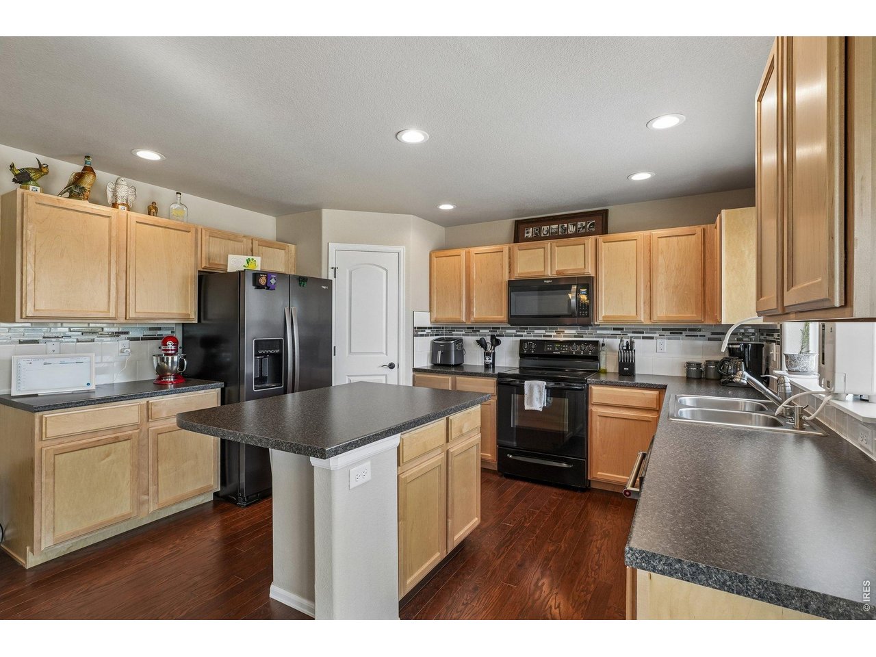 10433 16th St Road Greeley, CO 80634 - Photo 7 of 36 Gallery Image 7