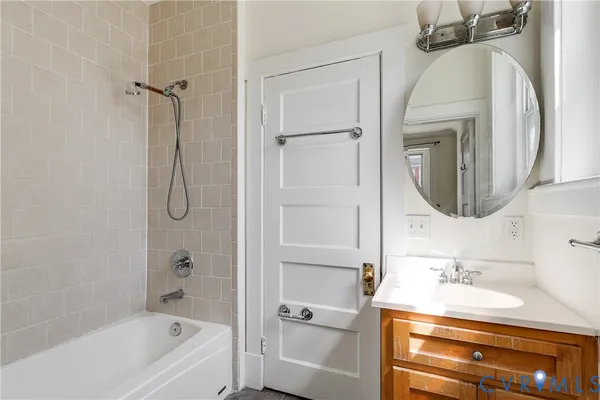 $285,000 | 1600 Grove Avenue, Unit U4, Richmond, VA 23220