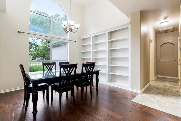 $439,000 | 230 Cedar Hills Drive, Elgin, TX 78621