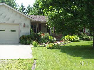 10430 Riga Highway Riga, MI 49276 - Photo 4 of 17 948163-3.JPG