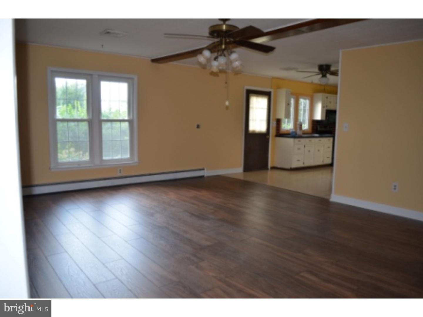 692 Salem Fort Elfsborg Road Salem, NJ 08079 - Photo 4 of 13 Dining Room