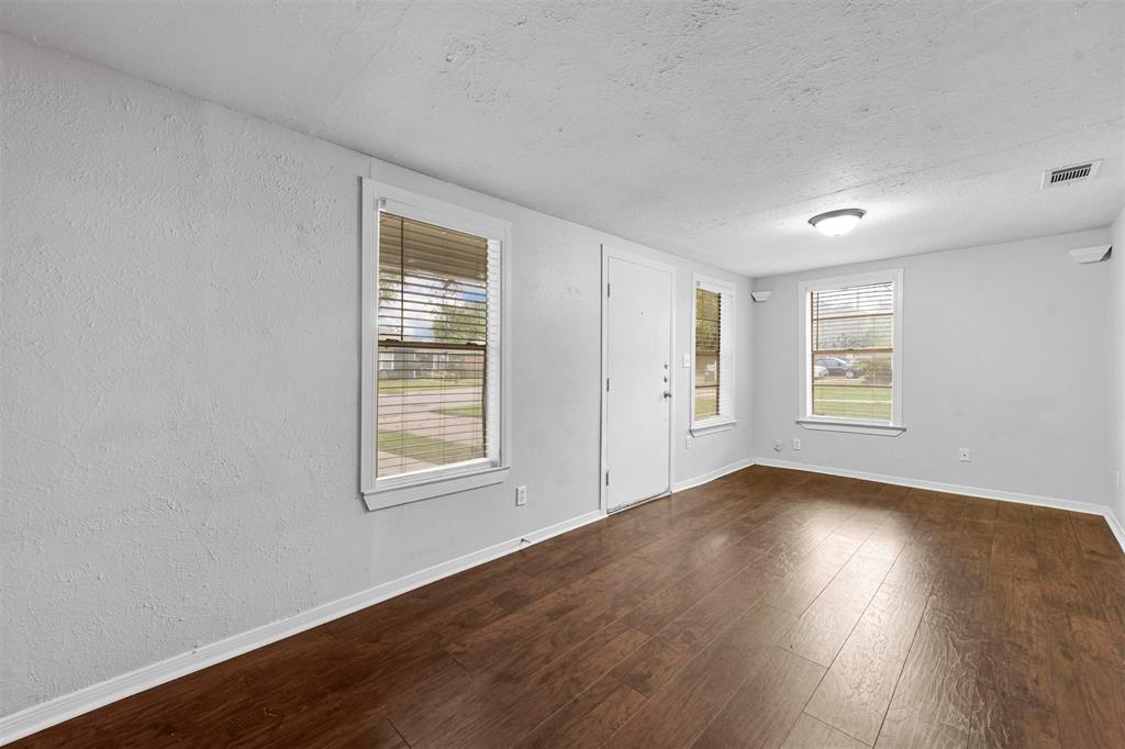 521 Ruth Street, Unit A Denton, TX 76205 - Photo 4 of 20 Gallery Image 4