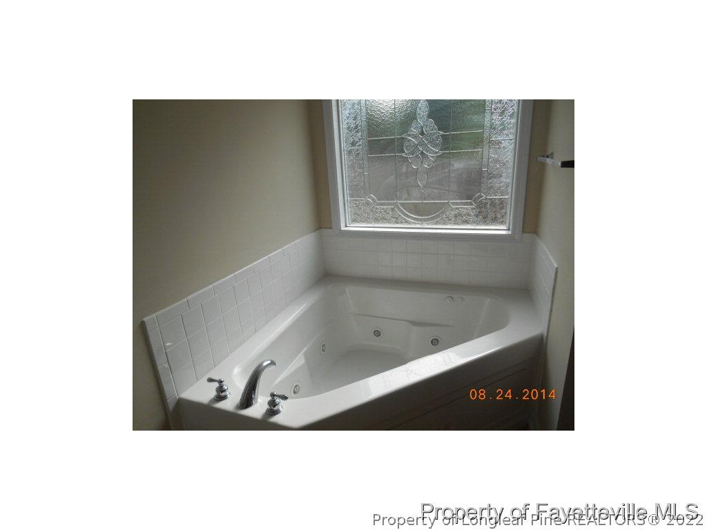 196 King Road Fayetteville, NC 28306 - Photo 5 of 15 Gallery Image 5