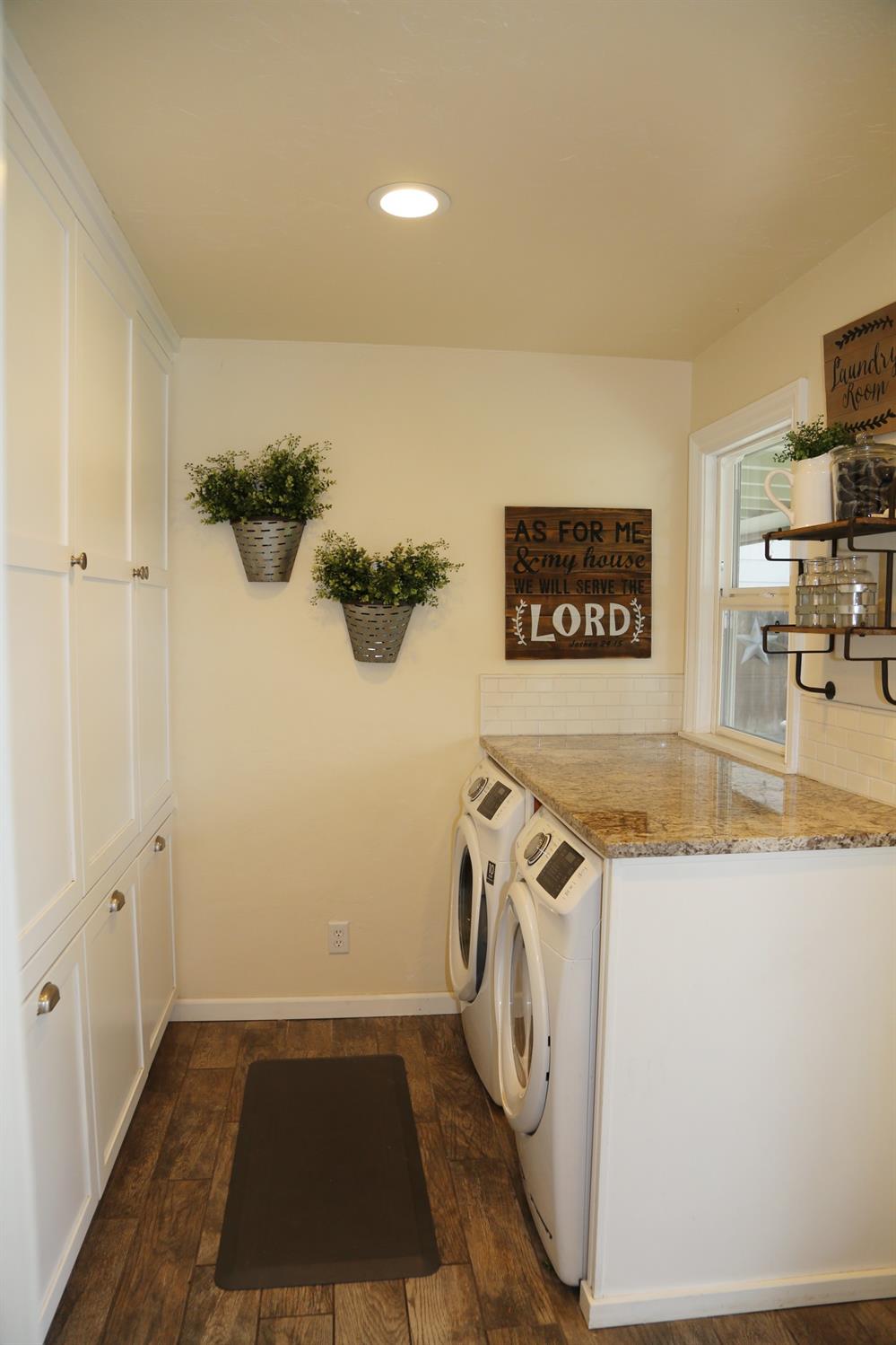 642 West Sycamore Court Reedley, CA 93654 - Photo 11 of 20 Gallery Image 11