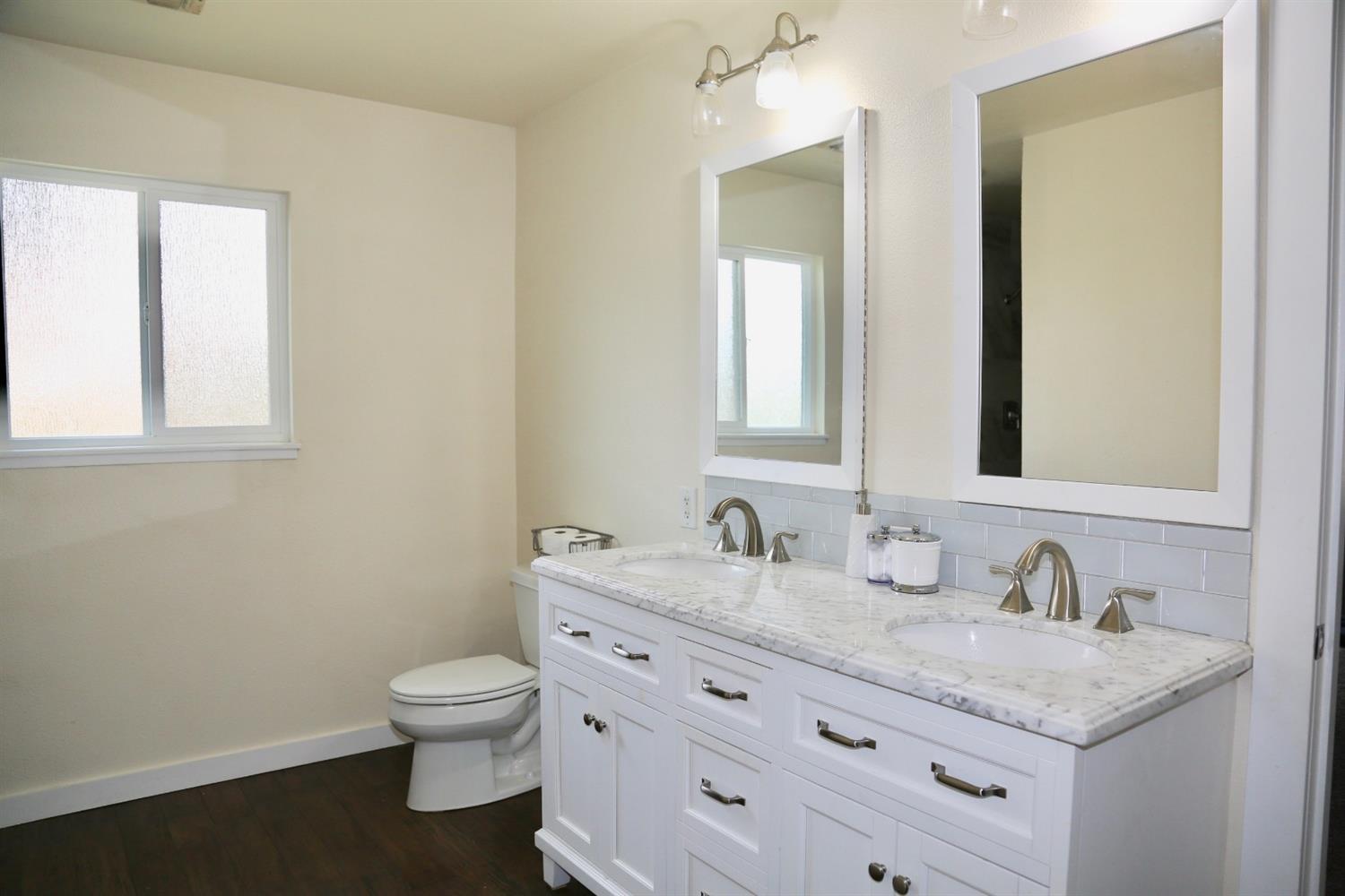 642 West Sycamore Court Reedley, CA 93654 - Photo 16 of 20 Gallery Image 16