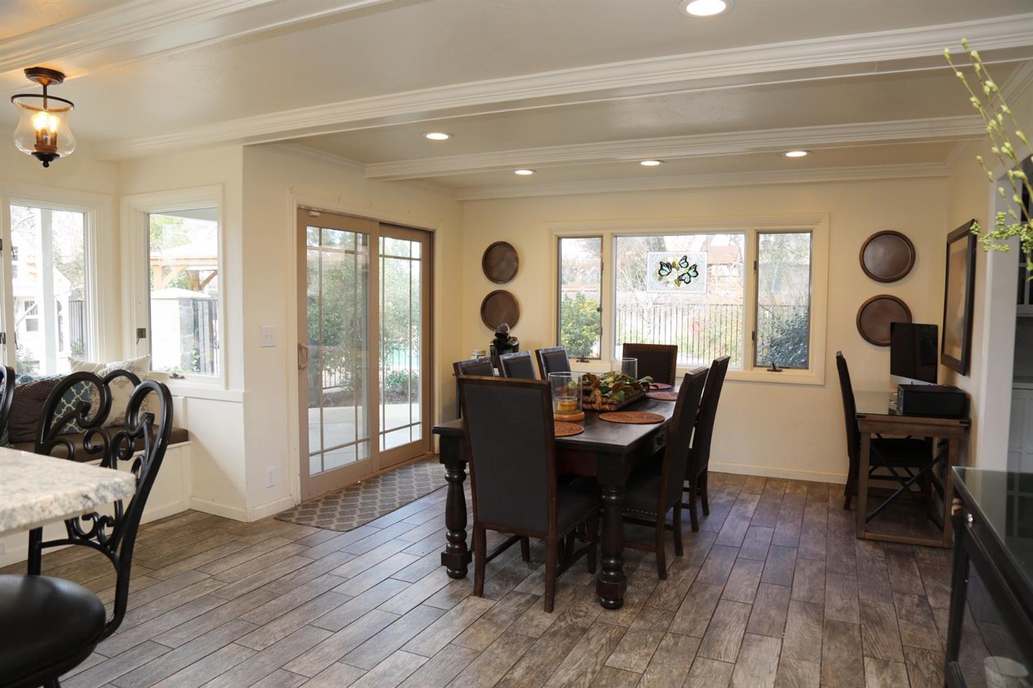 642 West Sycamore Court Reedley, CA 93654 - Photo 7 of 20 Gallery Image 7
