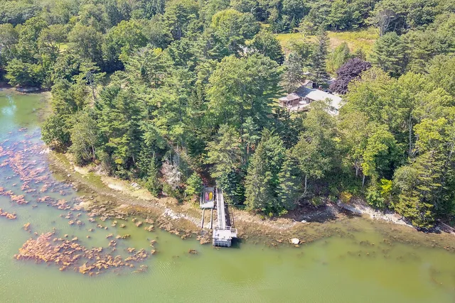 $819,500 | 576 Pleasant Point Road, Cushing, ME 04563