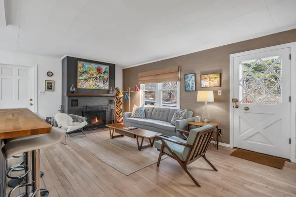 $775,000 | 576 Pleasant Point Road, Cushing, ME 04563