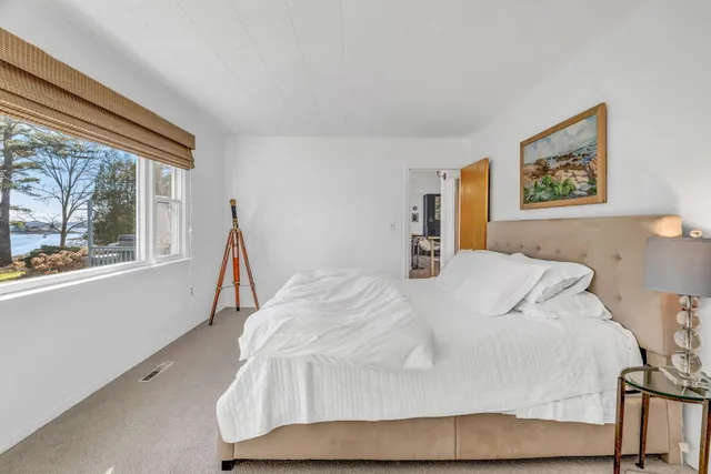 $819,500 | 576 Pleasant Point Road, Cushing, ME 04563