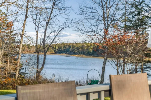 $775,000 | 576 Pleasant Point Road, Cushing, ME 04563