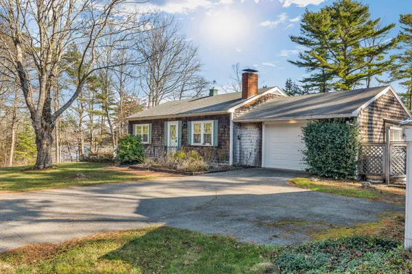 $775,000 | 576 Pleasant Point Road, Cushing, ME 04563