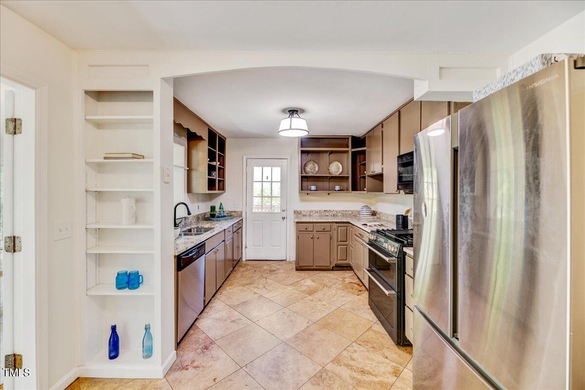 1317 Sedwick Road Durham, NC 27713 - Photo 8 of 29 Kitchen