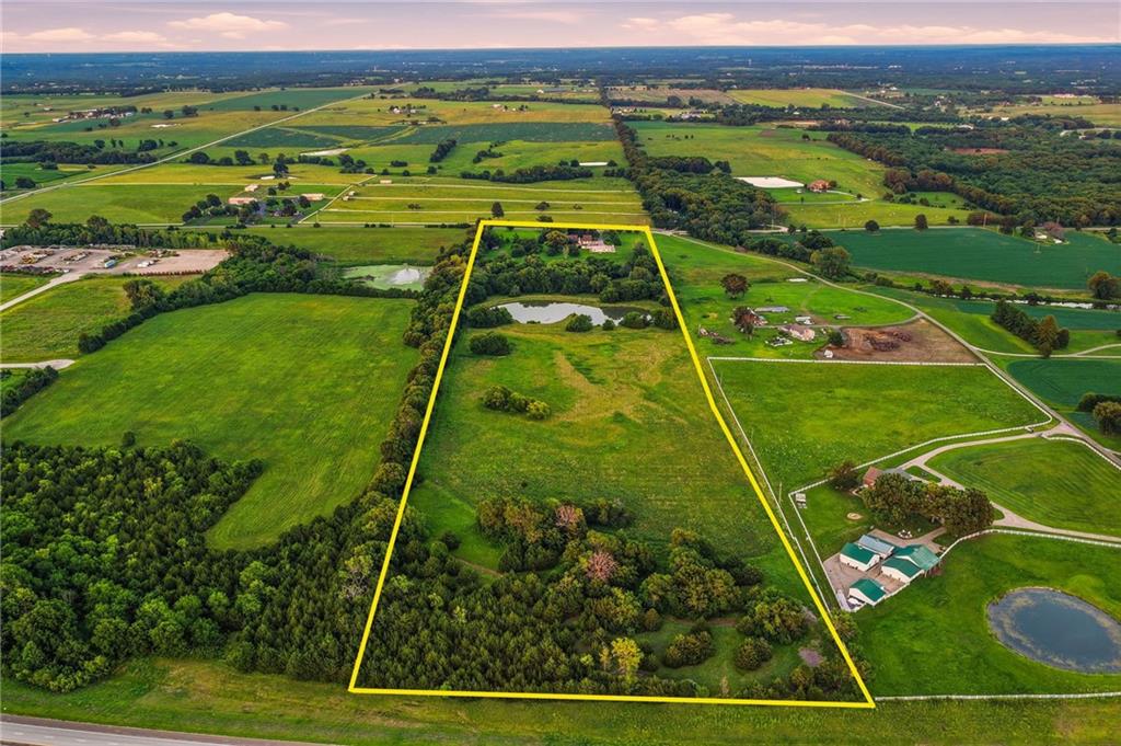 24960 Metcalf Road Louisburg, KS 66053 - Photo 10 of 11