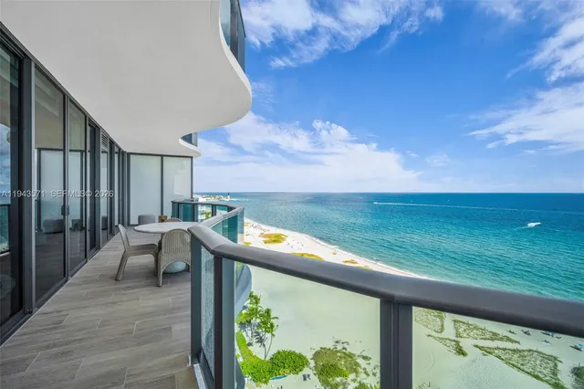 $2,799,000 | 900 North Ocean Boulevard, Unit 1605, Pompano Beach, FL 33062