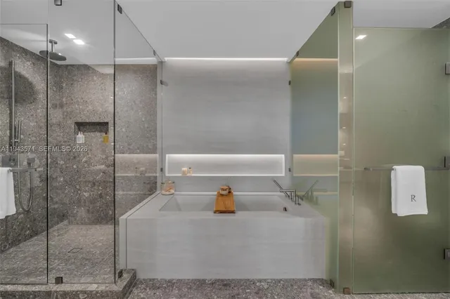 $2,799,000 | 900 North Ocean Boulevard, Unit 1605, Pompano Beach, FL 33062