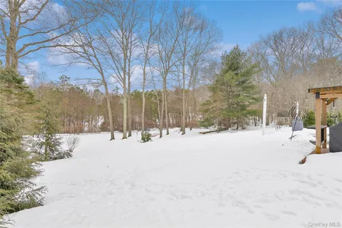 $700,000 | 8 Vega Drive, Shoreham, NY 11786