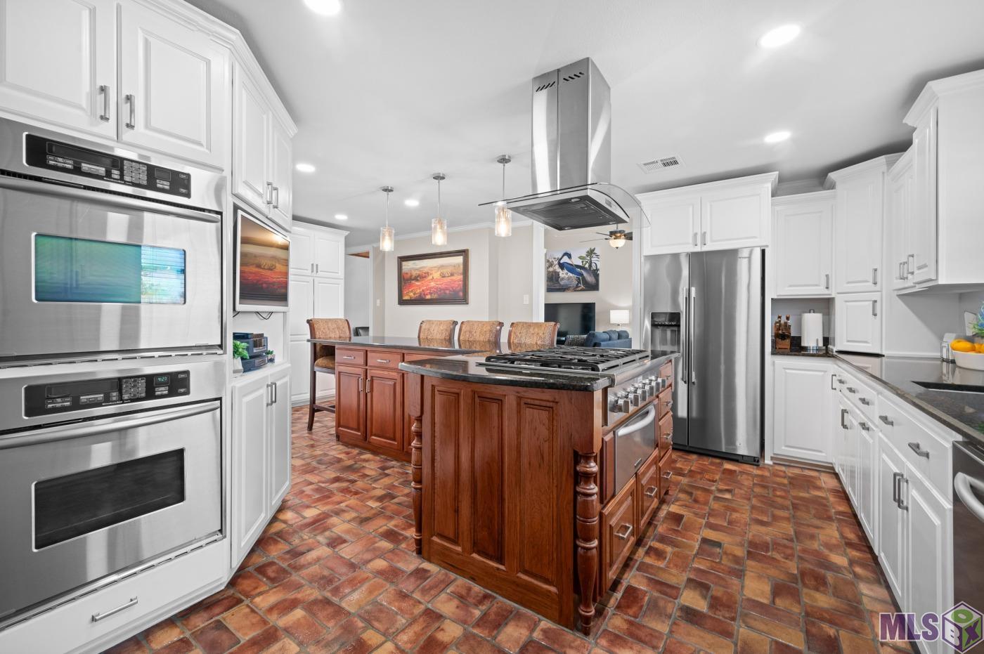 199 East 43rd Street Cut Off, LA 70345 - Photo 8 of 27