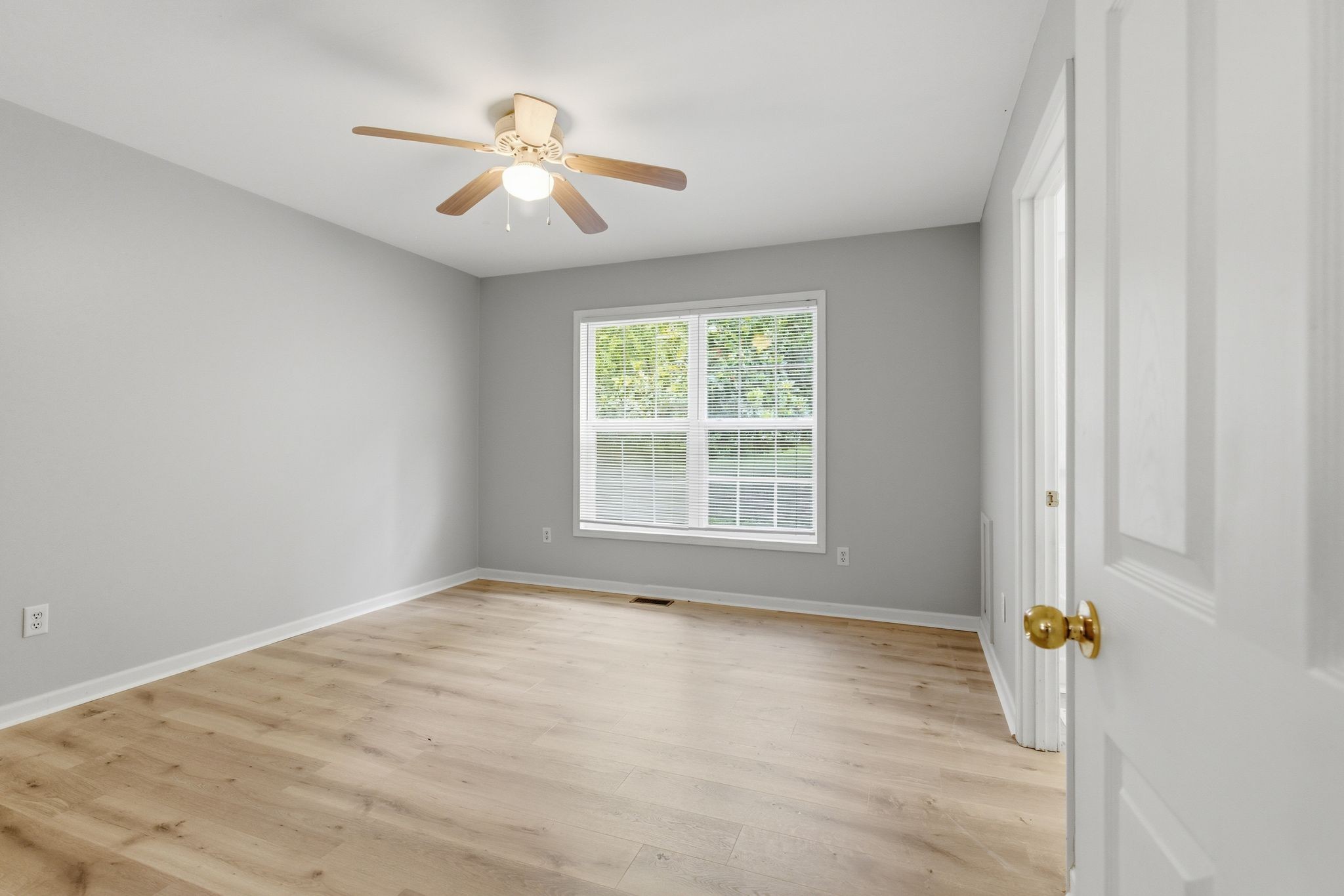 2642 Hibbitts Road Nashville, TN 37214 - Photo 16 of 29 a view of an empty room with a window