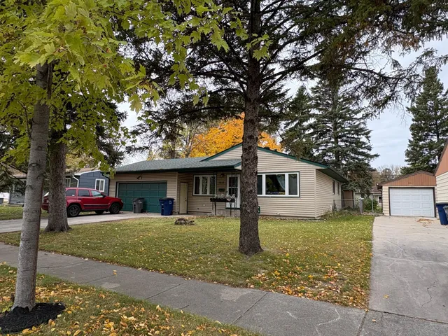 $240,000 | 1515 19 1/2 Street South, Moorhead, MN 56560