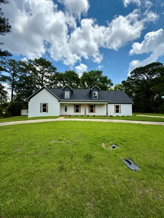 $375,000 | 403 Randwick Road, Dothan, AL 36301