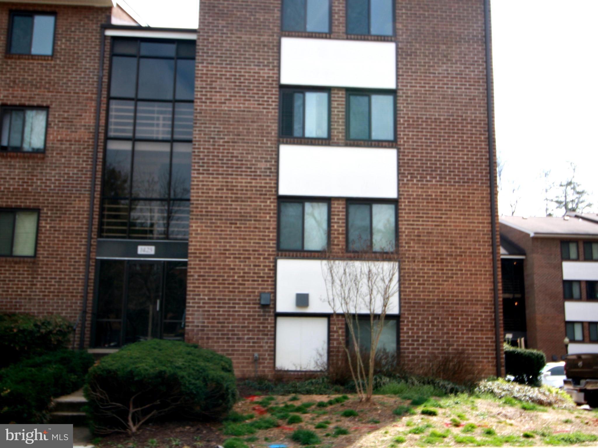 1425 Northgate Square, Unit 32B Reston, VA 20190 - Photo 1 of 28 Exterior (Front)