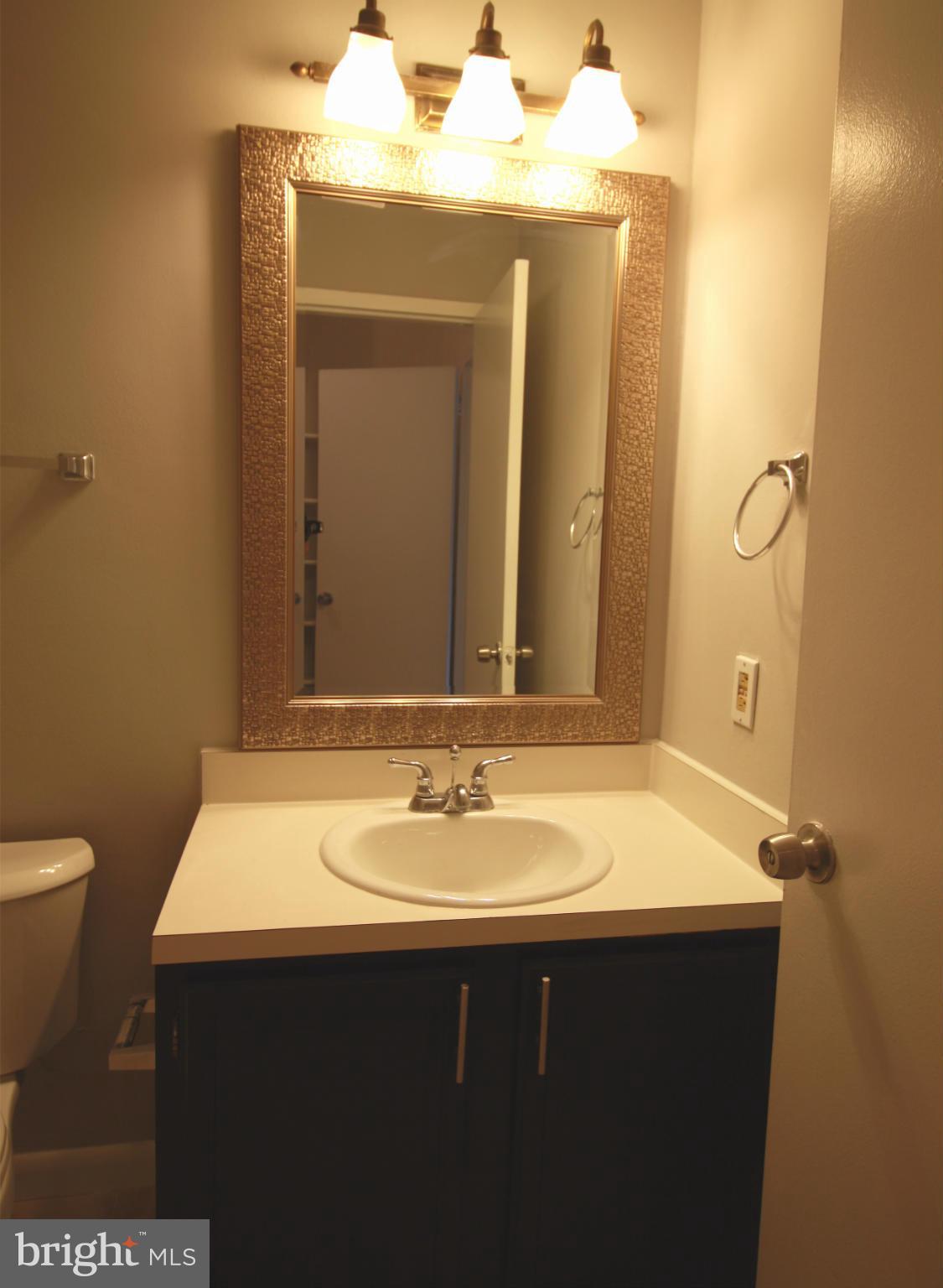 1425 Northgate Square, Unit 32B Reston, VA 20190 - Photo 20 of 28 Bedroom (Master)