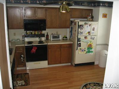 284 Ridgeview Drive Alburtis, PA 18011 - Photo 3 of 19 Gallery Image 3