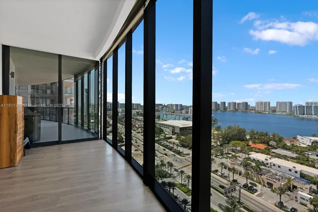 $3,990,000 | 18555 Collins Avenue, Unit 1703, Sunny Isles Beach, FL 33160