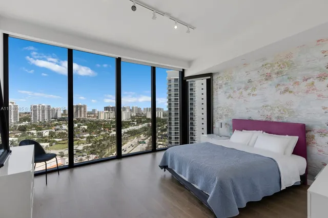 $3,990,000 | 18555 Collins Avenue, Unit 1703, Sunny Isles Beach, FL 33160