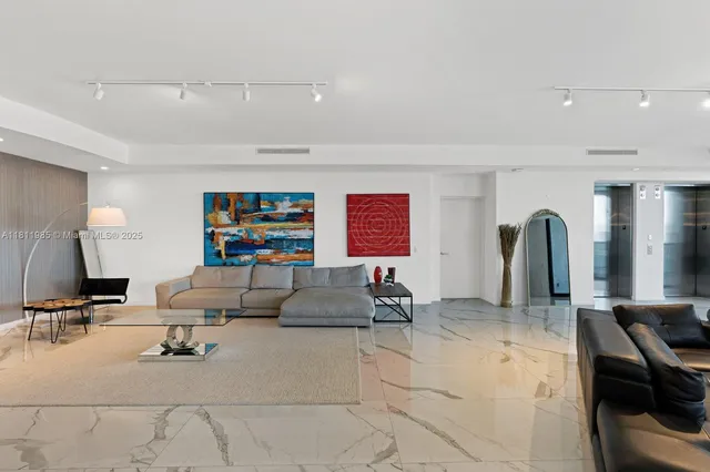 $3,990,000 | 18555 Collins Avenue, Unit 1703, Sunny Isles Beach, FL 33160