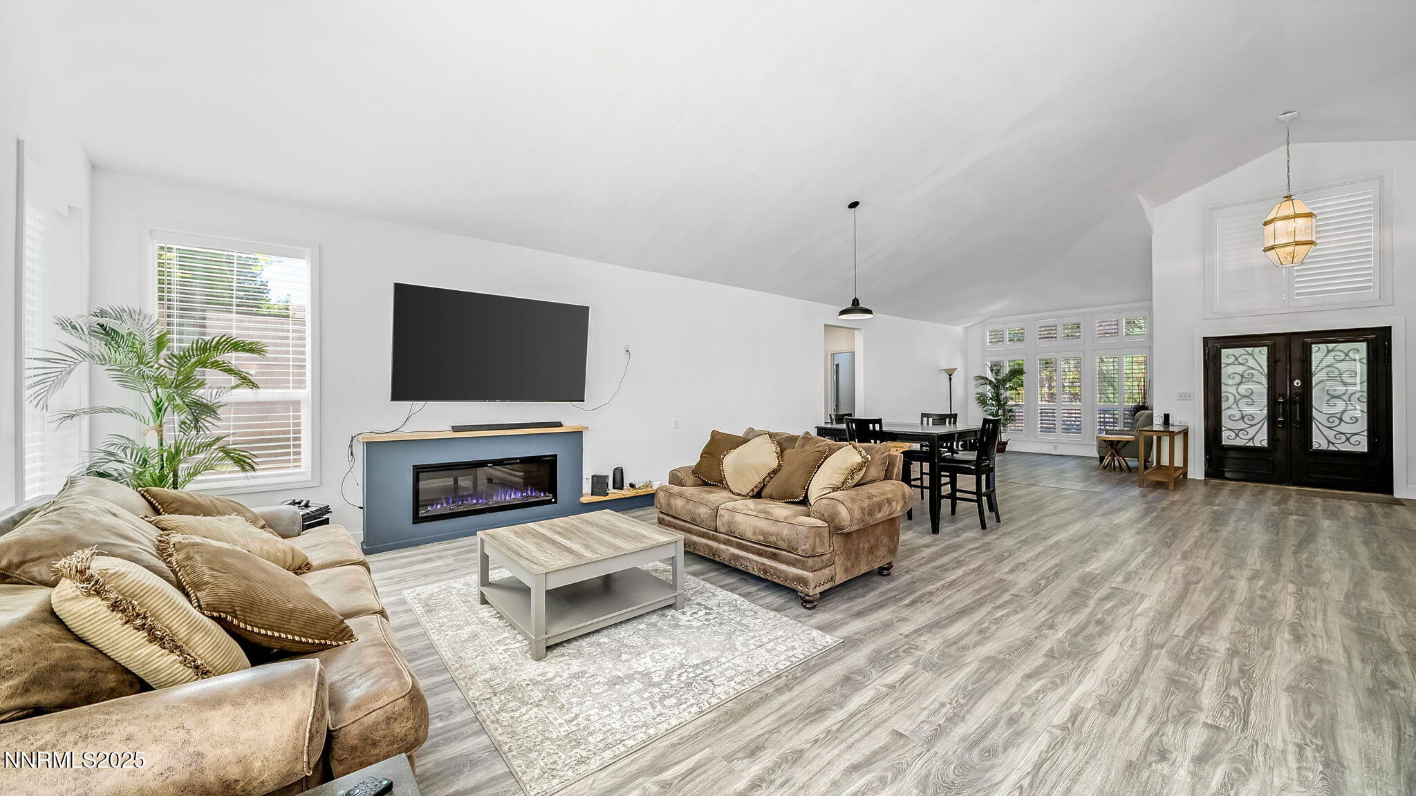 2699 Rodney Drive Reno, NV 89509 - Photo 8 of 34 13-DSC04610_1_2_3-Edit