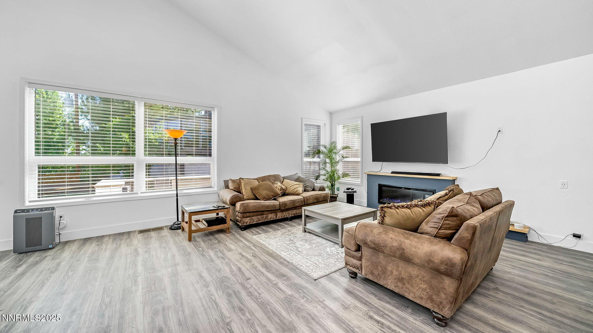 2699 Rodney Drive Reno, NV 89509 - Photo 10 of 34 16-DSC04614_5_6_7-Edit