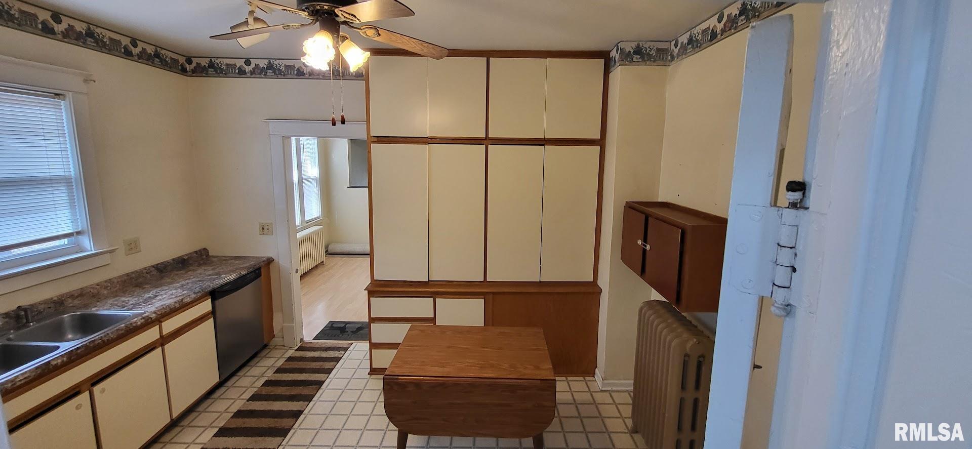 968 East Grove Street Galesburg, IL 61401 - Photo 20 of 44